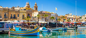 Geld abheben und bezahlen auf Malta